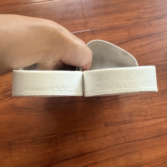 Moschino Logo Slip On Slides White & Green Women's Size 36 Please Read - Picture 8 of 14